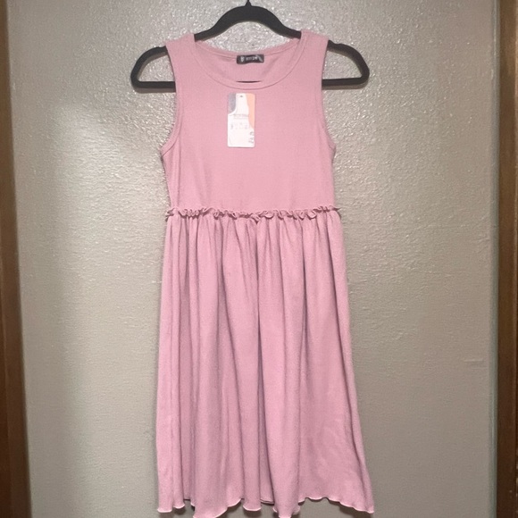BTF3M Dresses & Skirts - NWT Cotton Pink Sleeveless Crew Neck Sundress | Midi | Resort Wear | Vacation